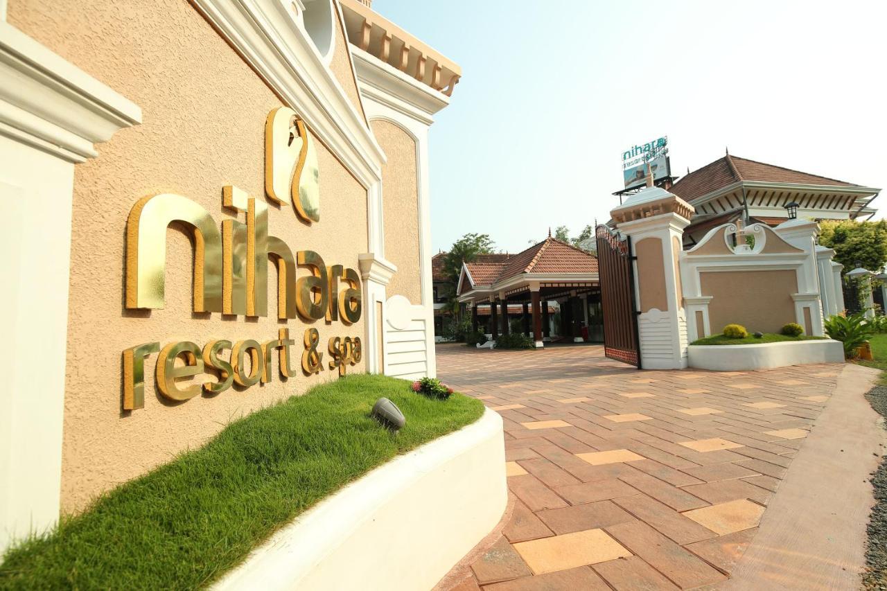 Kochi Nihara Resort And Spa Cochin מראה חיצוני תמונה