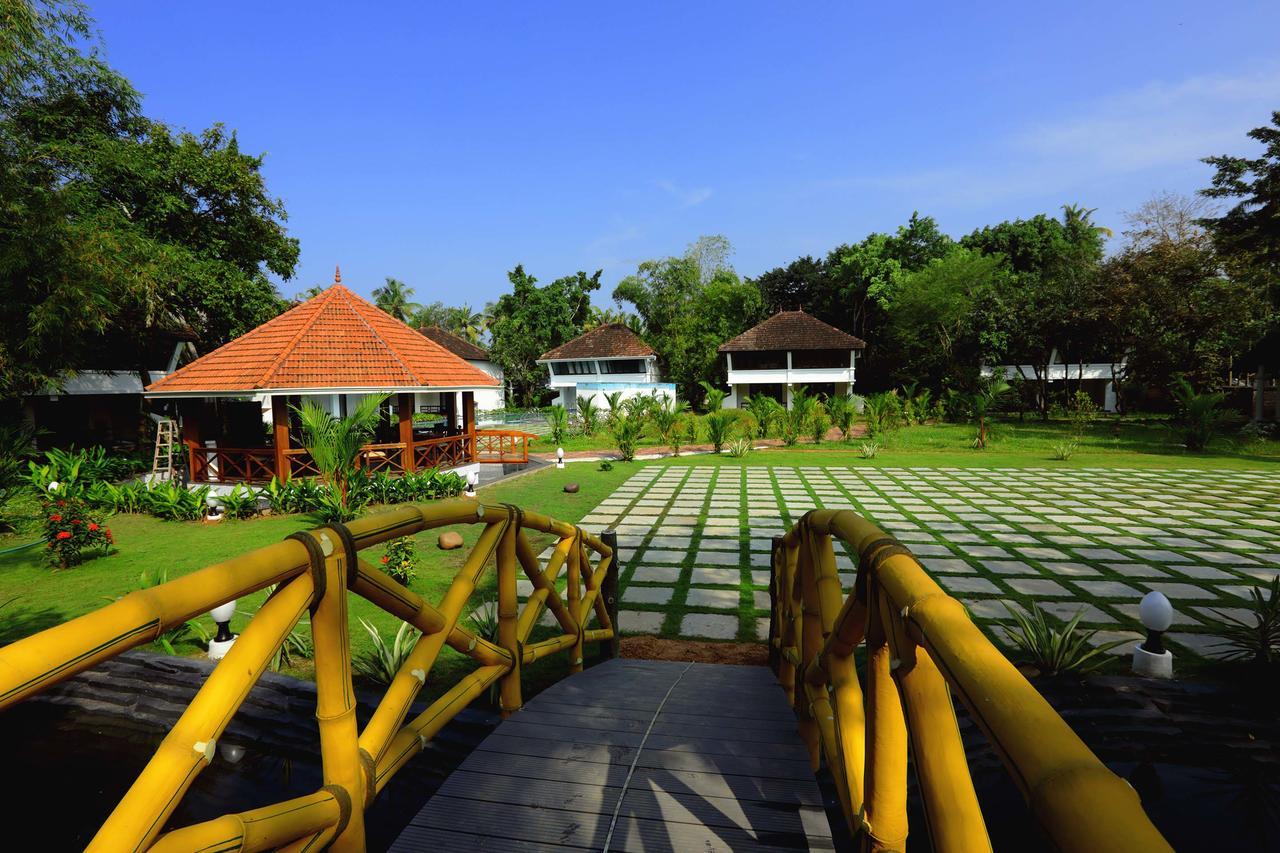 Kochi Nihara Resort And Spa Cochin מראה חיצוני תמונה