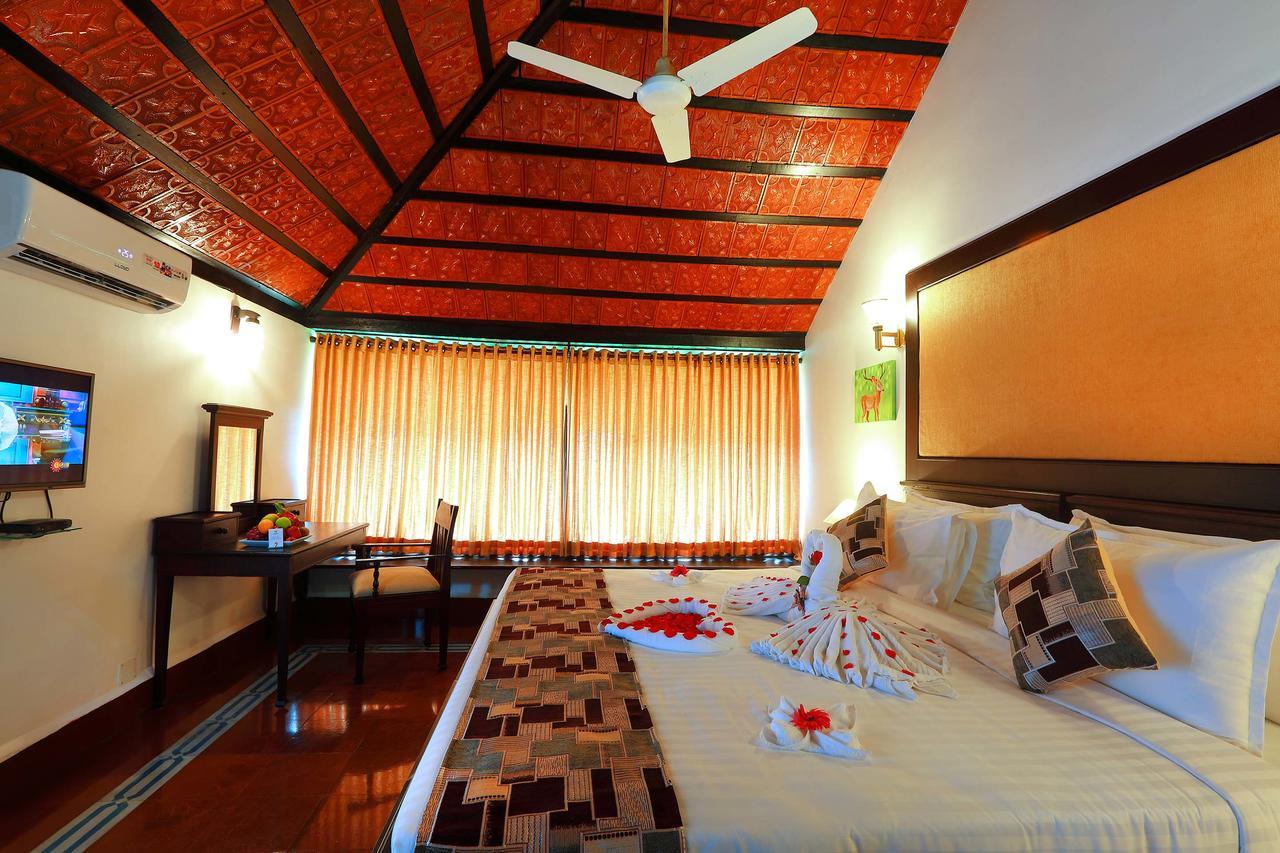 Kochi Nihara Resort And Spa Cochin מראה חיצוני תמונה