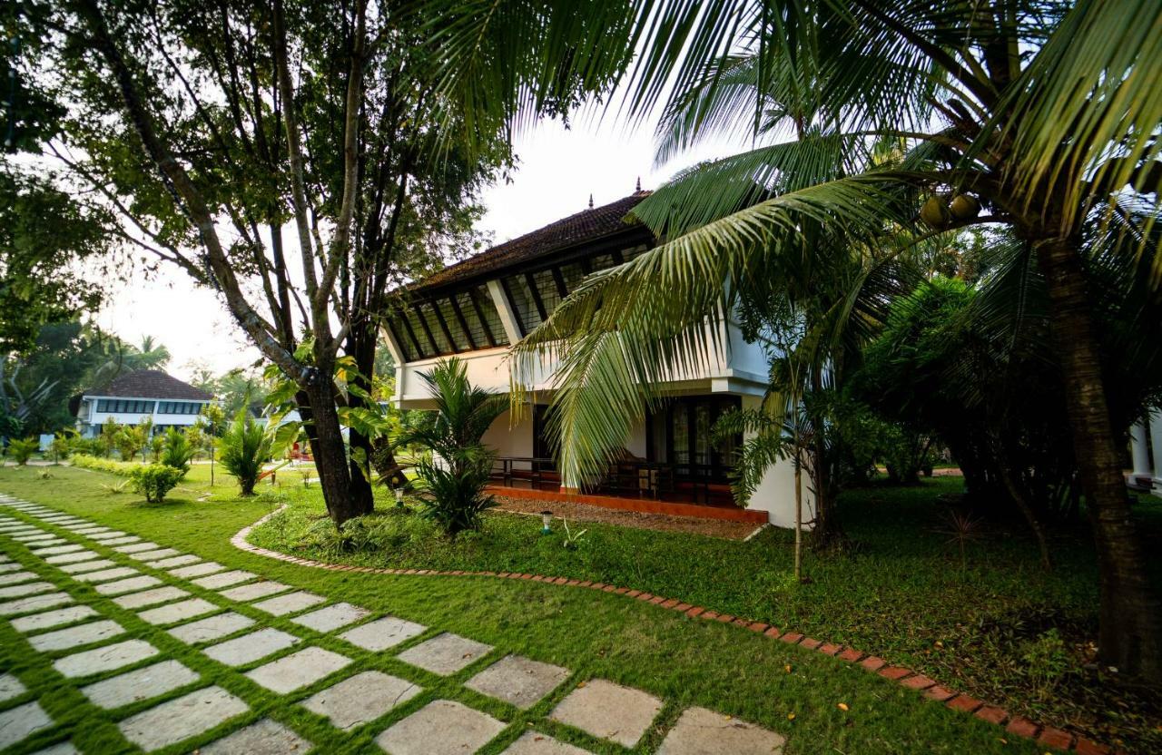 Kochi Nihara Resort And Spa Cochin מראה חיצוני תמונה